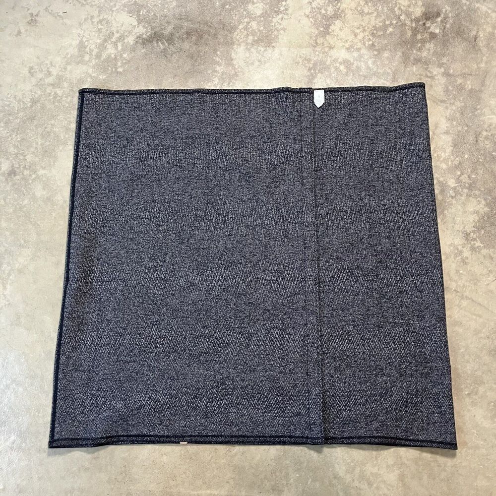 Lululemon Blanket Scarf Womens One Size Gray Vinyasa Wrap Soft Stretch Snap